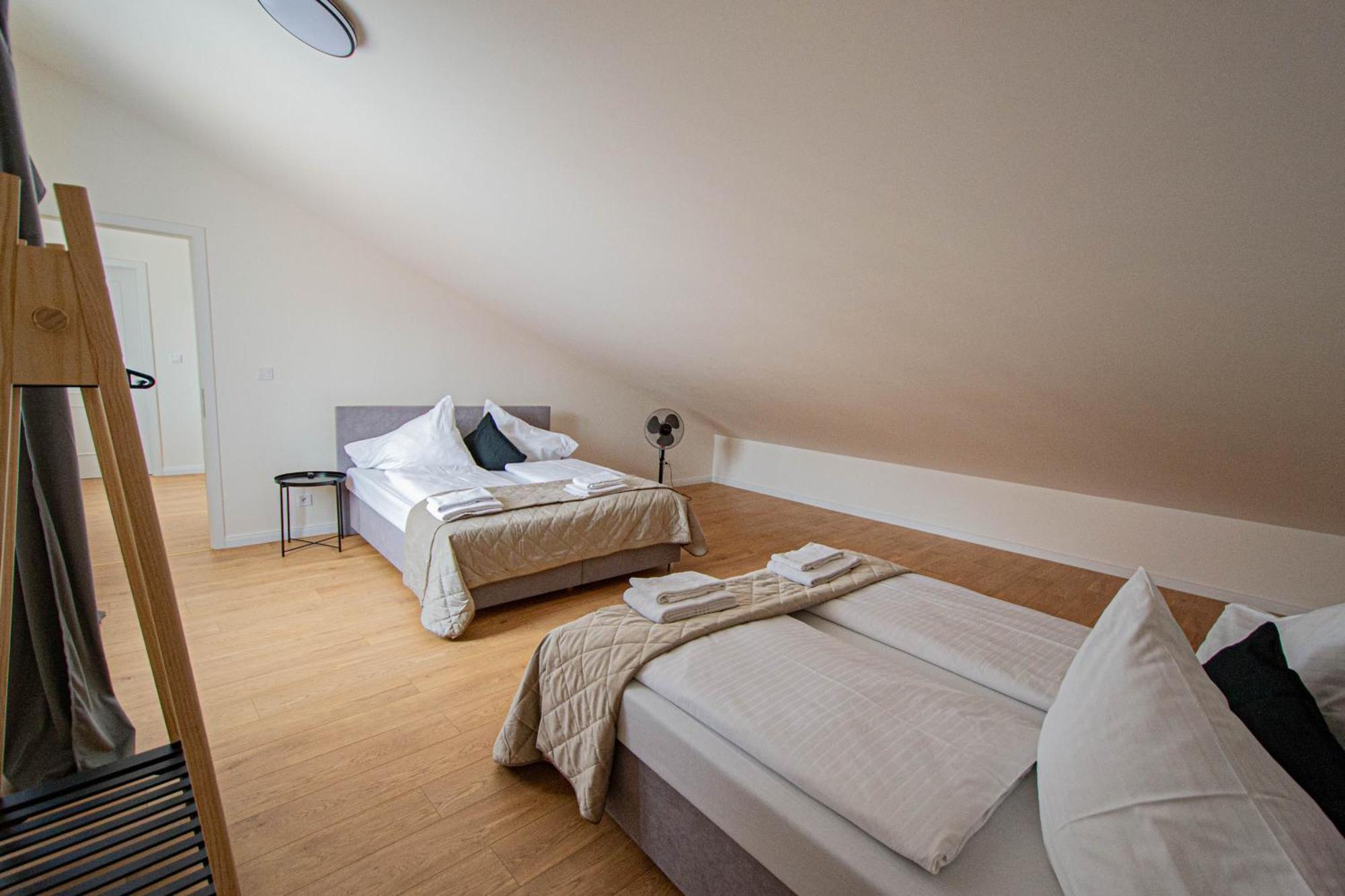 Apartment Charles Square By Ruterra Prag